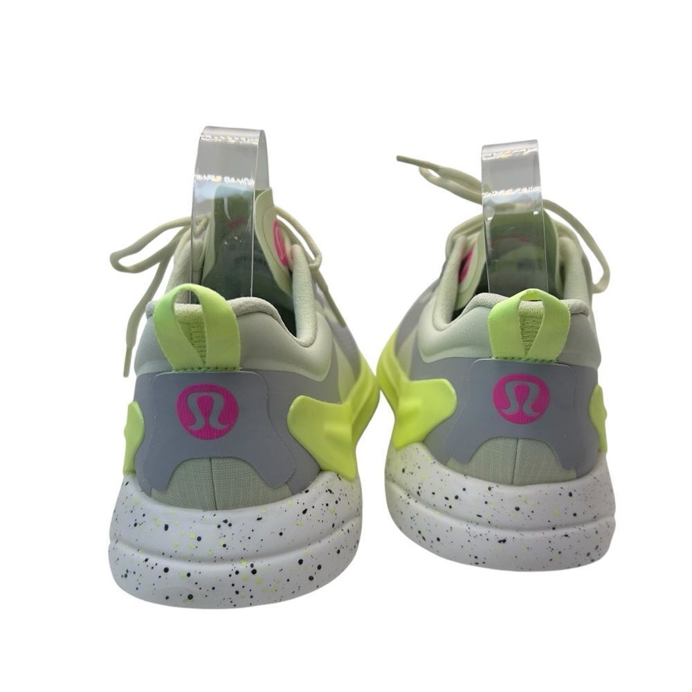 NWOT 8.5 Lululemon Blissfeel Trail Womens Running Shoe Dewy/SILD/FZap - Picture 7 of 11